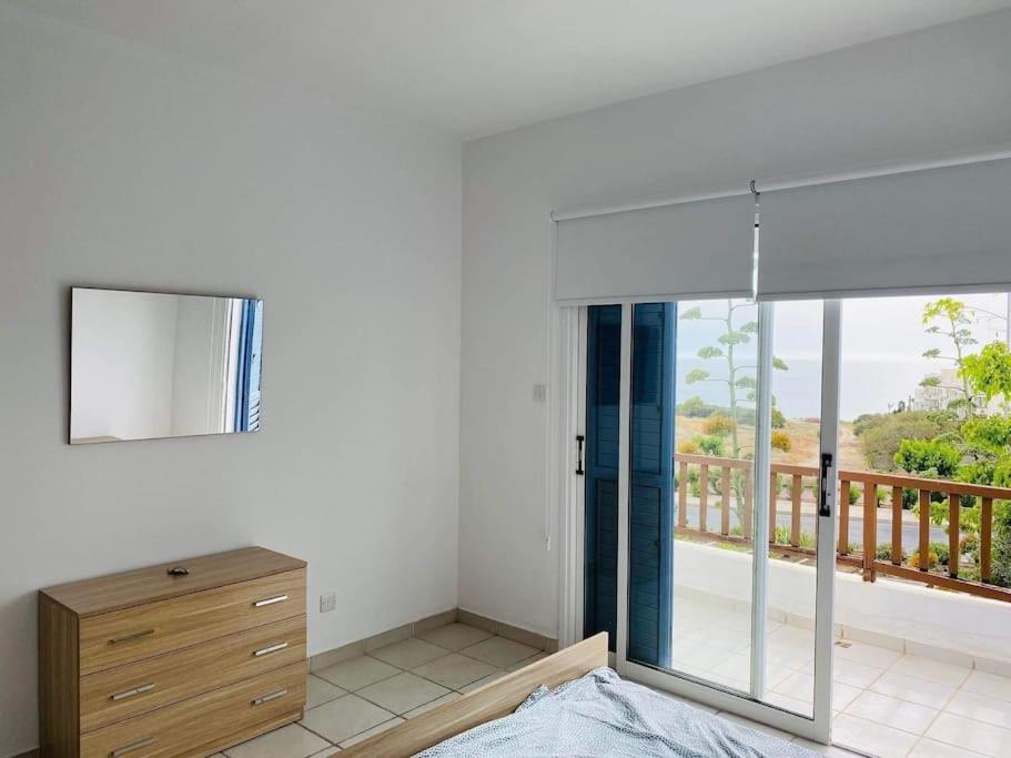 Апартаменты Venus 2 Bedrooms Пафос